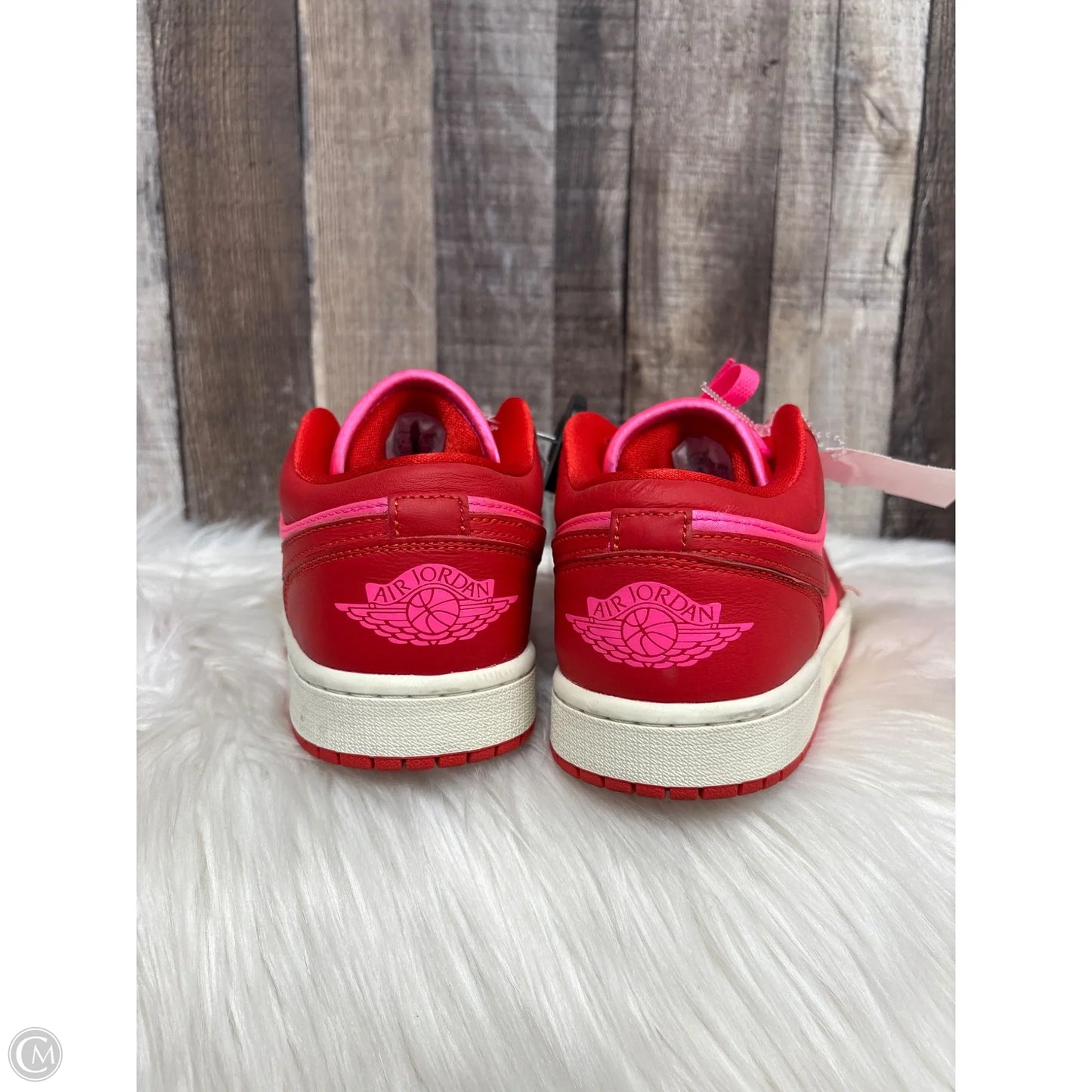Shoes Athletic By Nike In Pink & Red, Size: 8.5