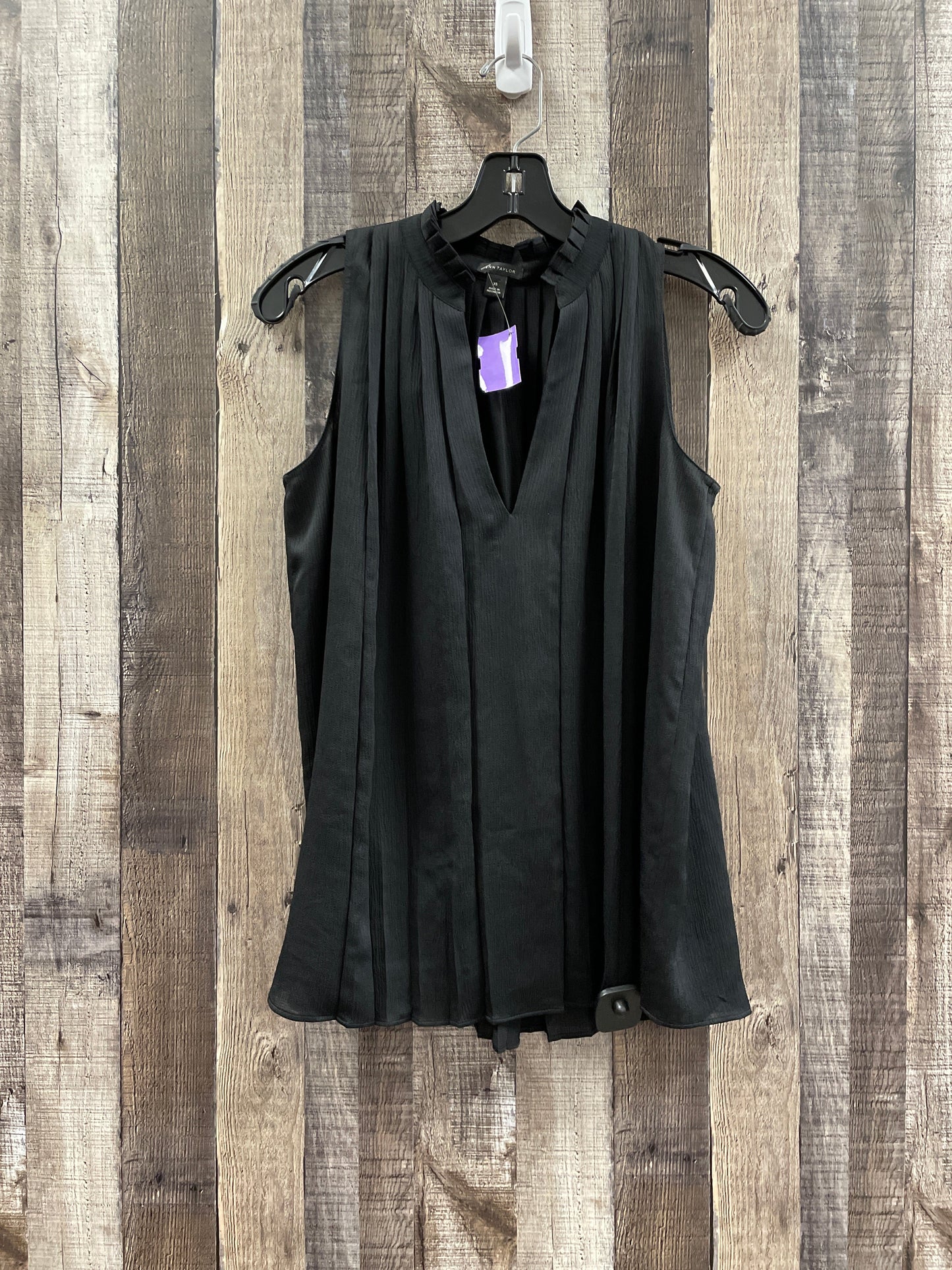 Black Blouse Sleeveless Ann Taylor, Size Xs