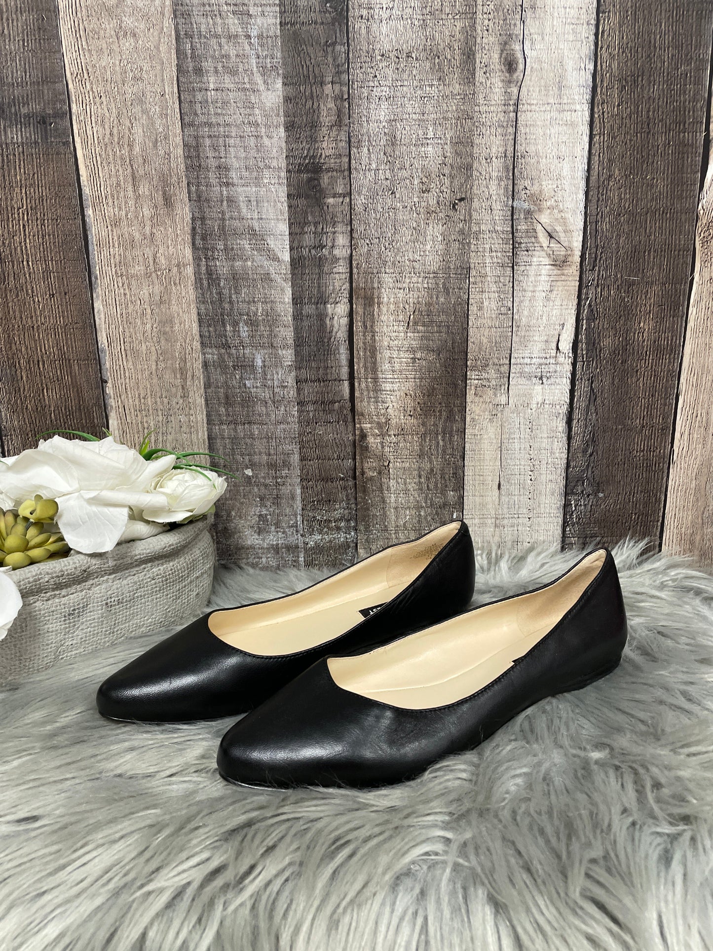 Black Shoes Flats Nine West, Size 7.5
