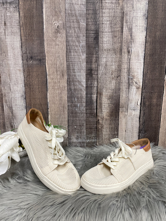 Cream Shoes Sneakers Lucky Brand, Size 8.5