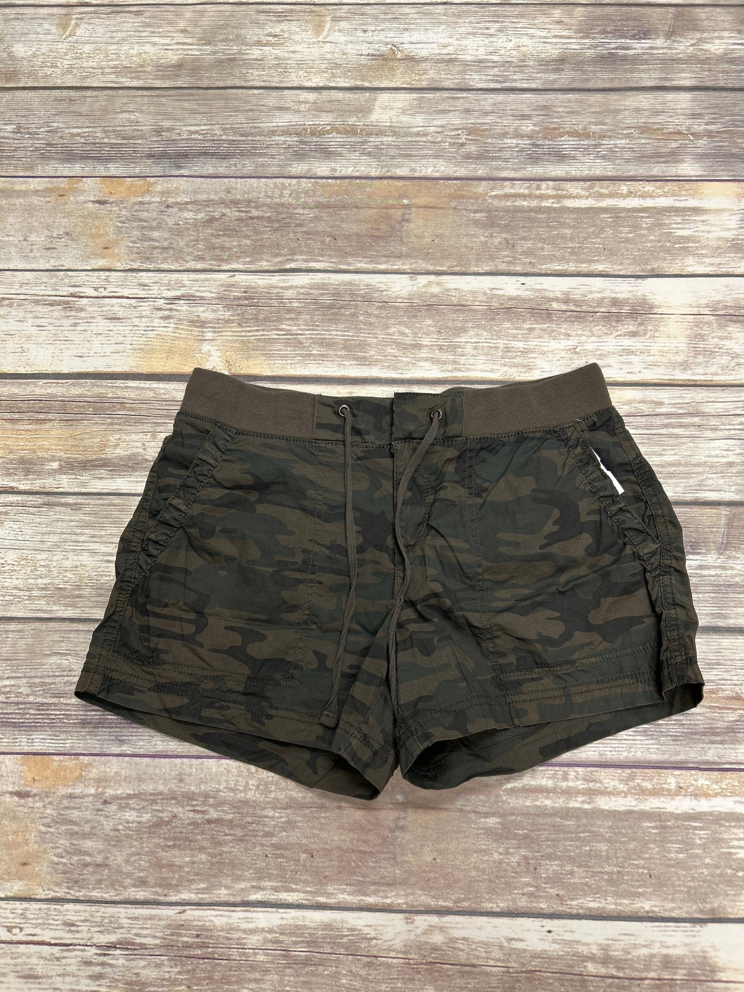 Camouflage Print Shorts Ana, Size 4