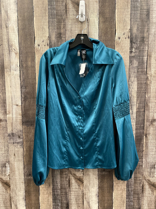 Top Long Sleeve By Bisou Bisou In Teal, Size: L