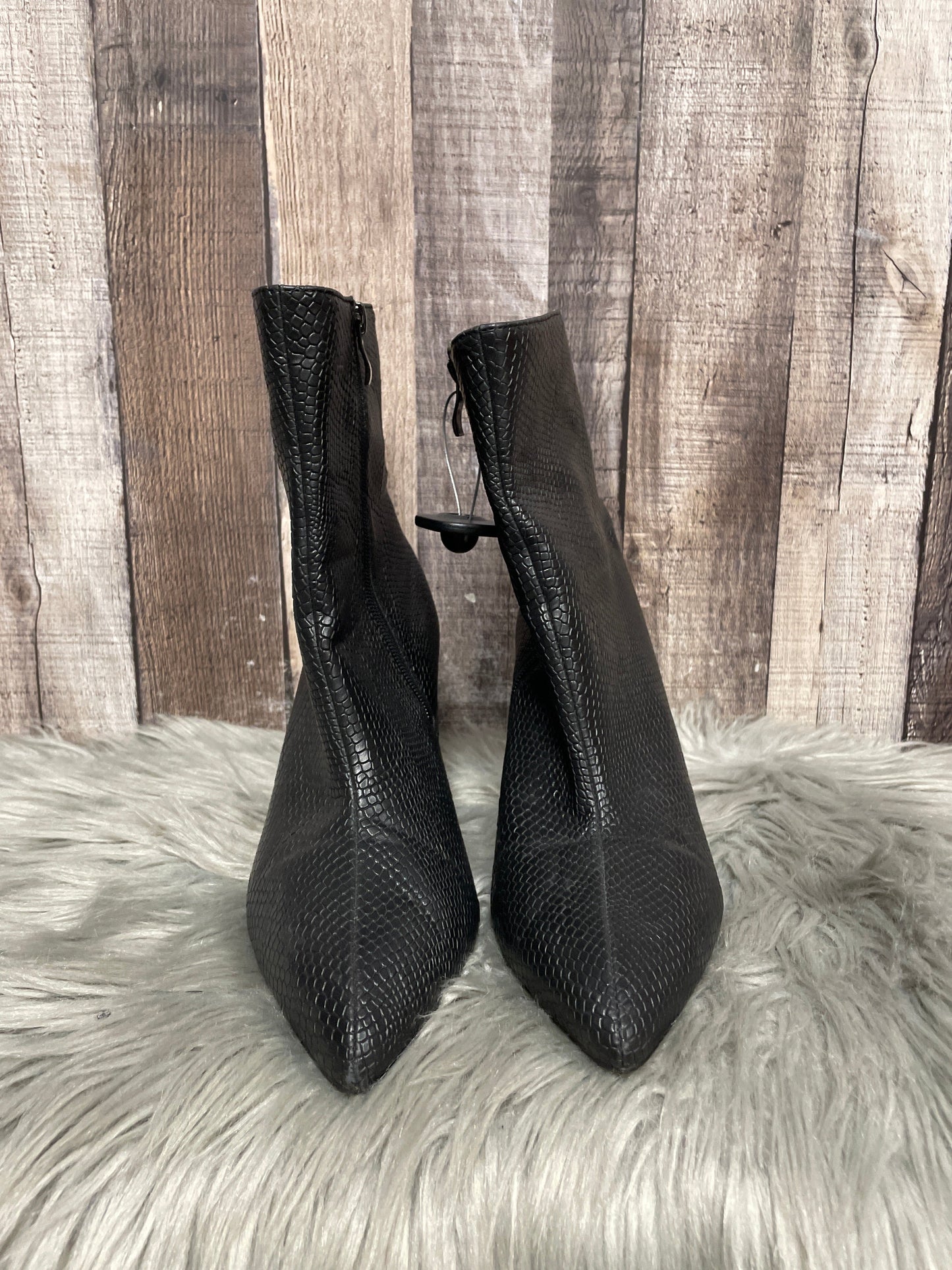 Boots Ankle Heels By Boohoo Boutique In Black, Size: 7