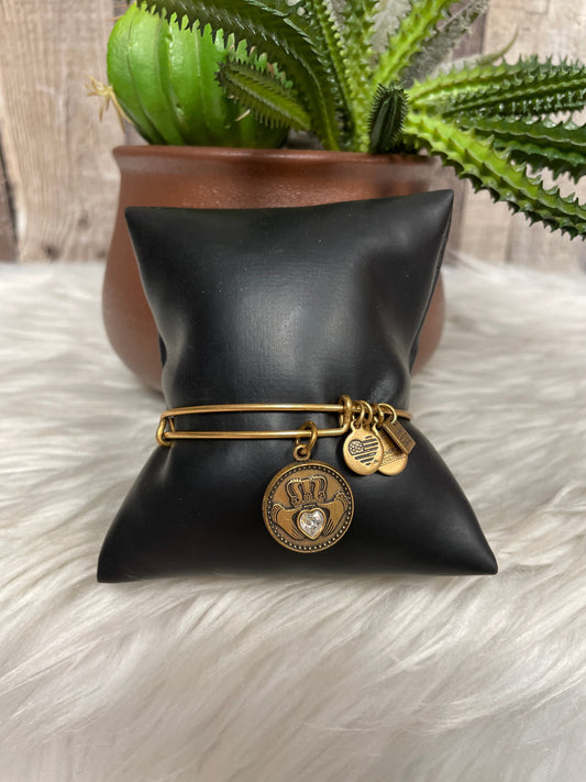 Bracelet Charm By Alex And Ani