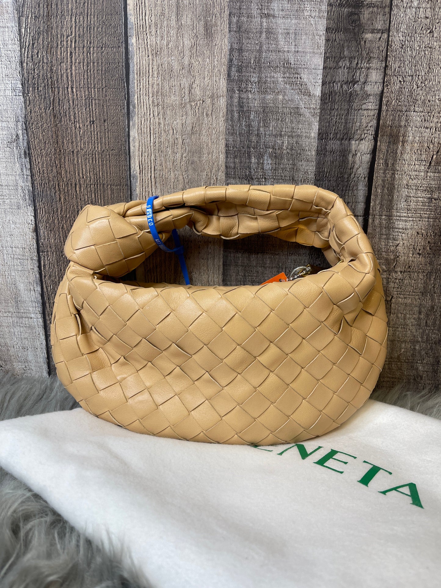 Handbag Luxury Designer By Bottega Veneta  Size: Small