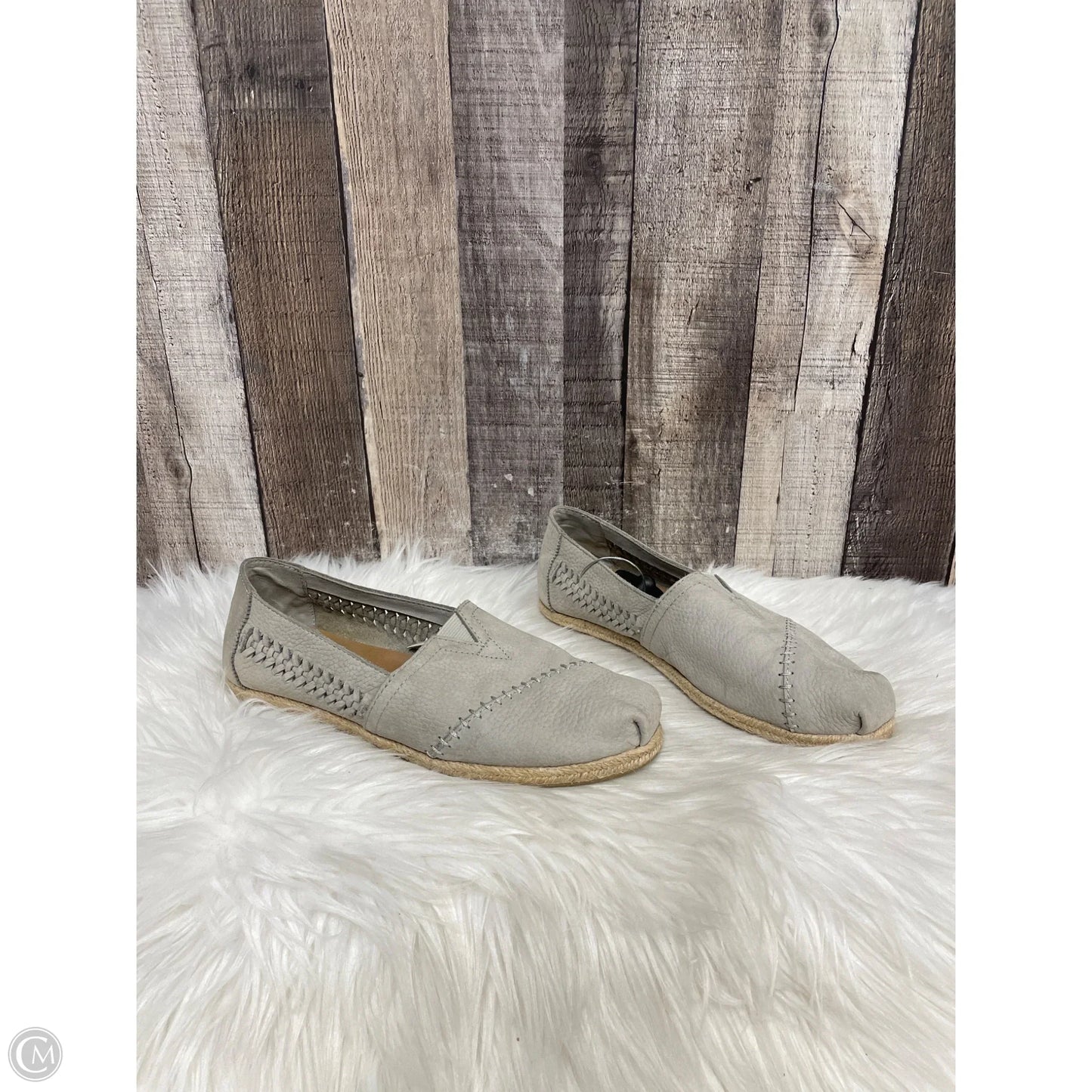 Shoes Flats By Toms In Grey, Size: 8