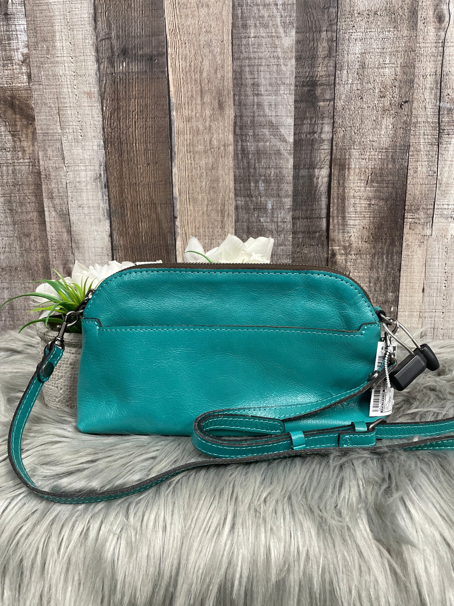 Crossbody Designer By Patricia Nash  Size: Small