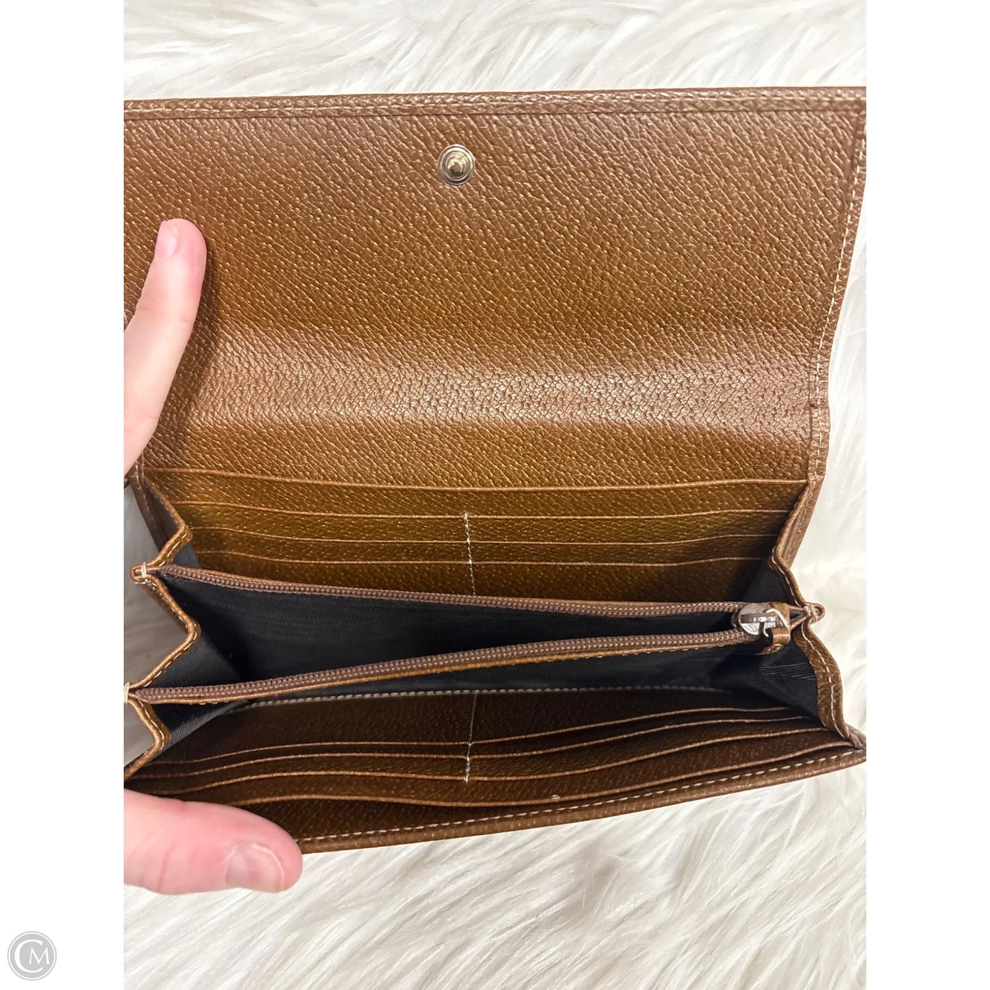 Wallet Luxury Designer By Gucci, Size: Medium
