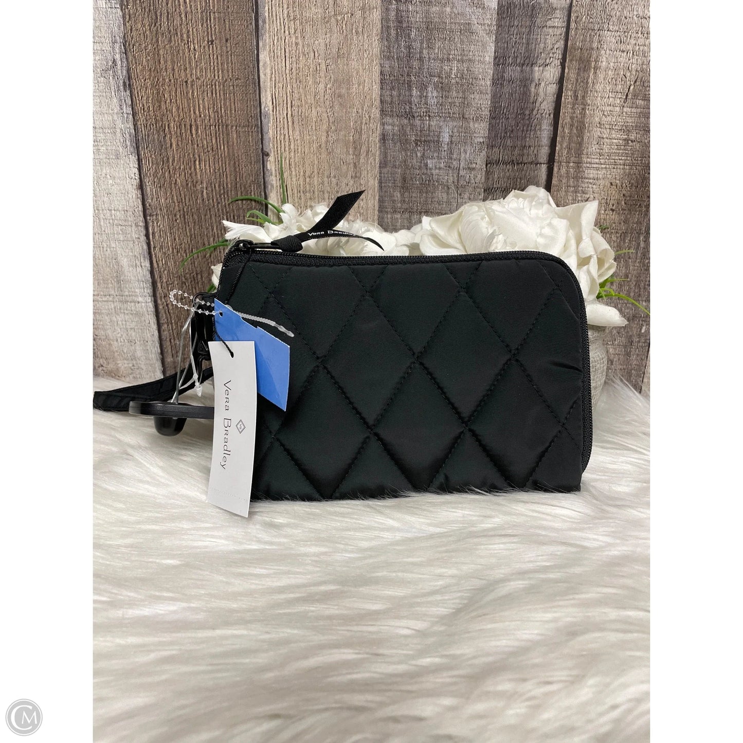 Wristlet By Vera Bradley, Size: Medium