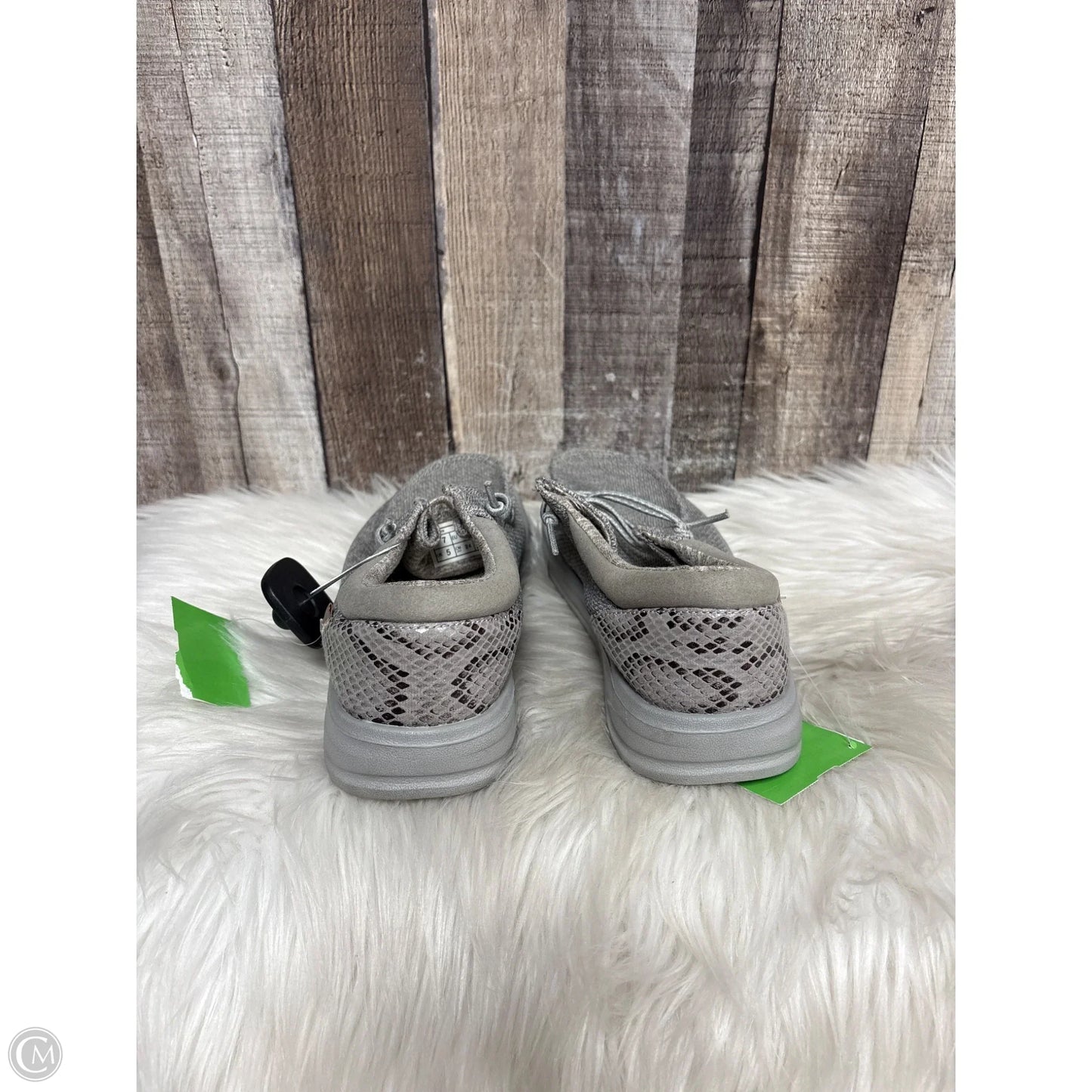 Shoes Flats By Hey Dude In Grey, Size: 7