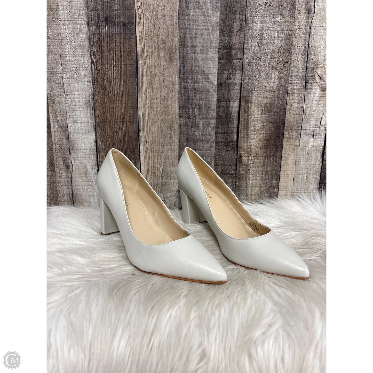 Shoes Heels Block By Marc Fisher In White, Size: 9.5