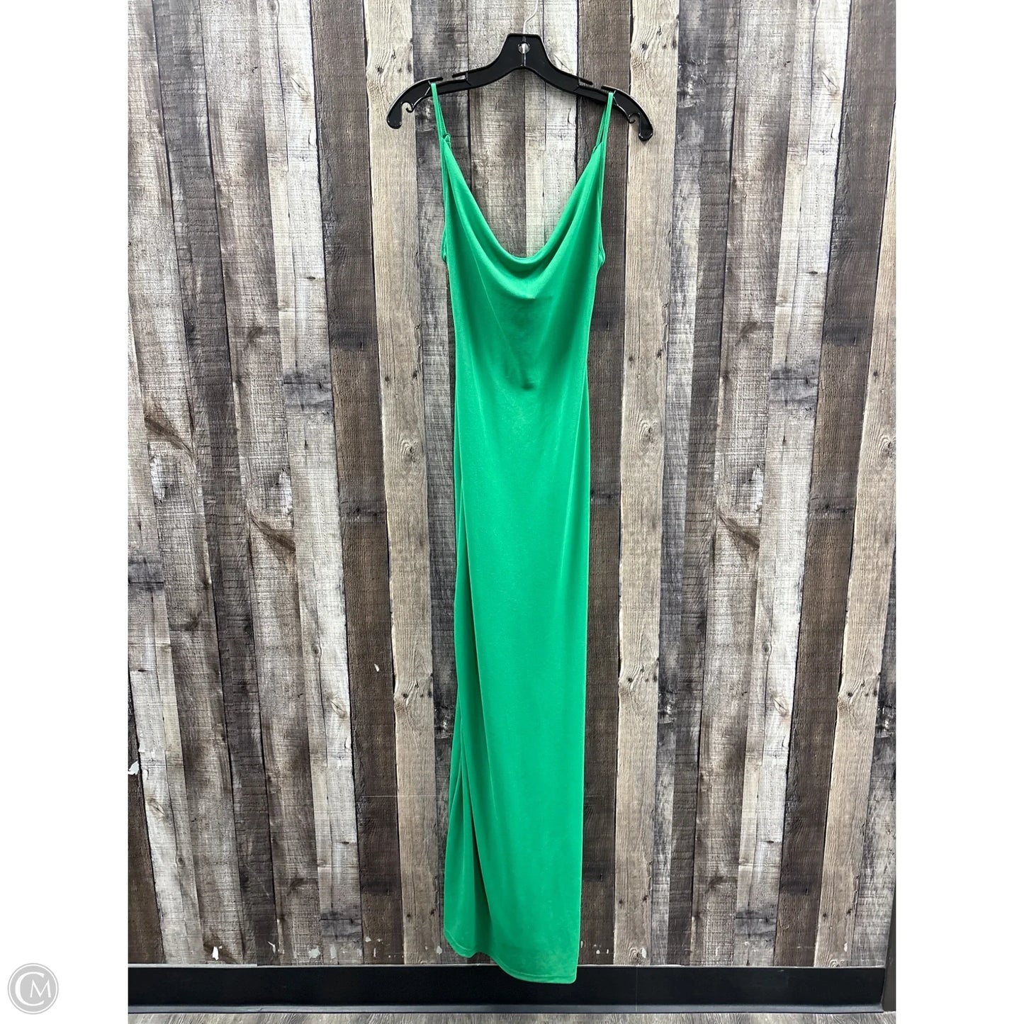 Dress Casual Maxi By Pull&bear In Green, Size: S
