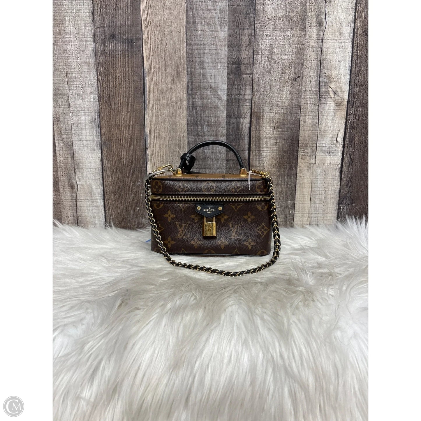 Handbag Luxury Designer By Louis Vuitton, Size: Small