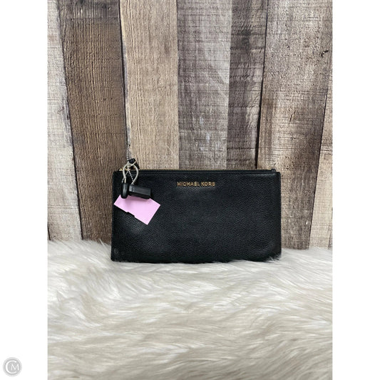 Wristlet Designer By Michael Kors, Size: Medium