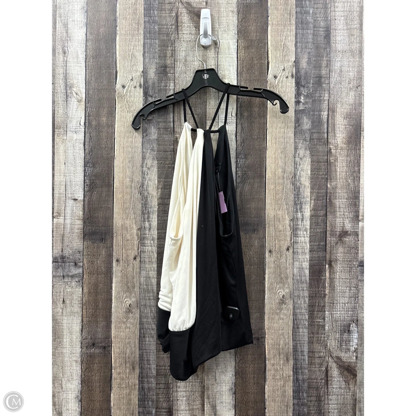 Top Sleeveless By Express In Black & White, Size: Xl