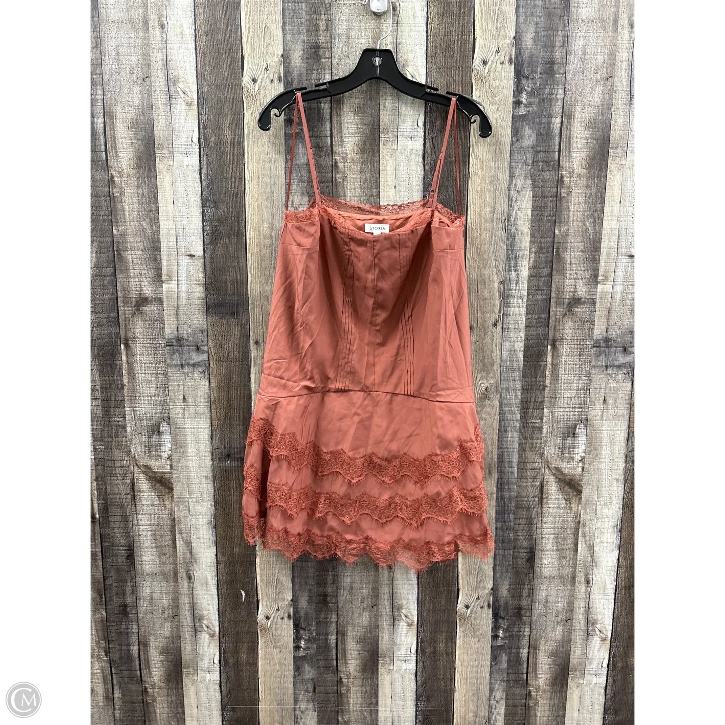 Top Sleeveless By Storia In Bronze, Size: L