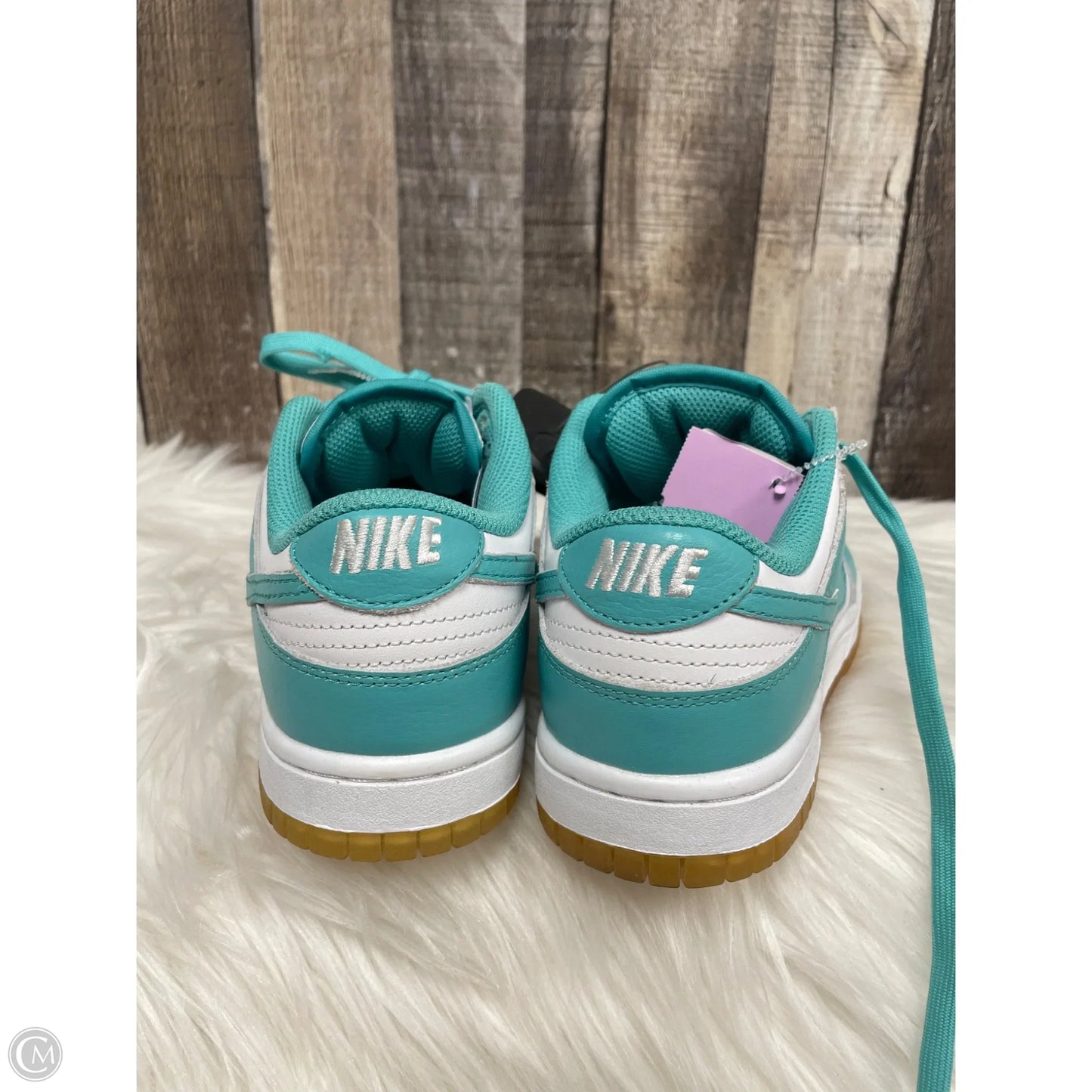 Shoes Athletic By Nike In Teal, Size: 6.5