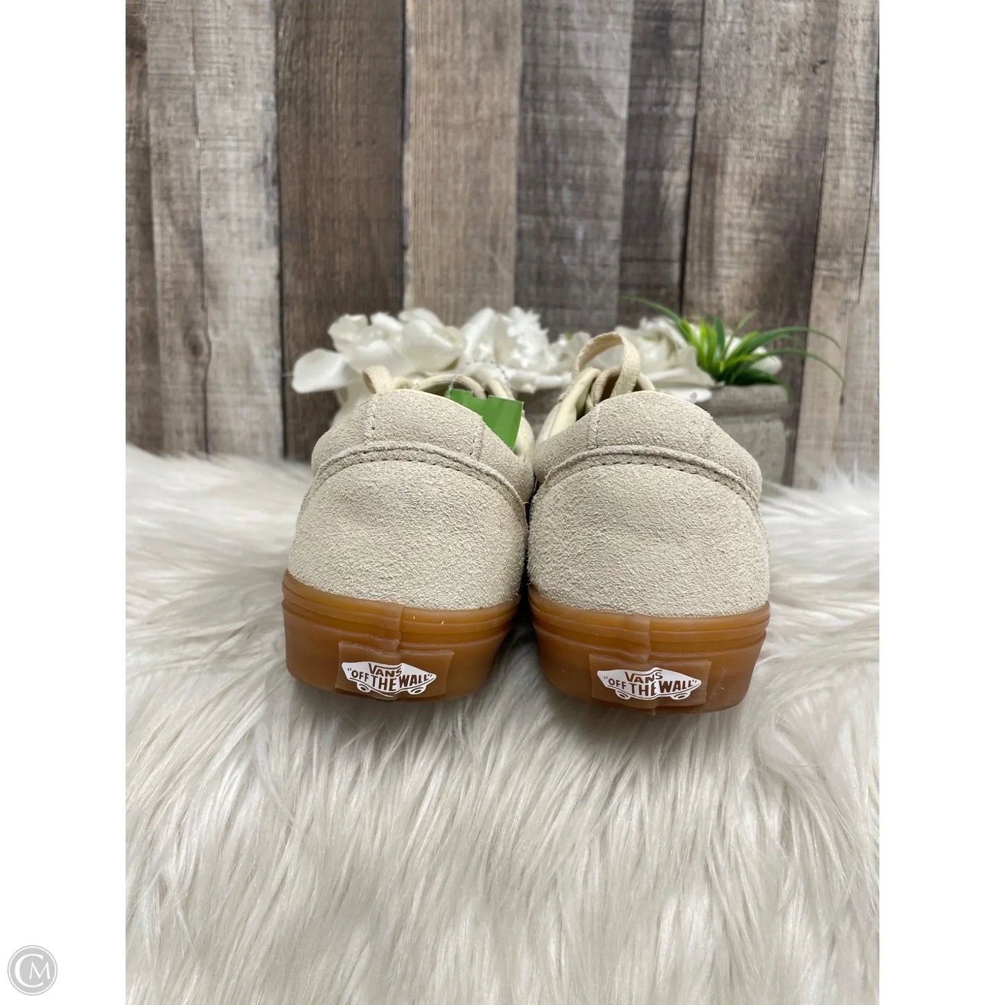Shoes Sneakers By Vans In Cream, Size: 7