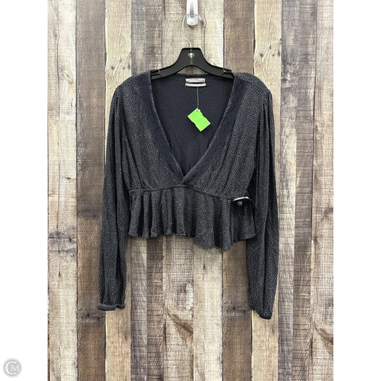 Top Long Sleeve By Urban Outfitters In Black, Size: L