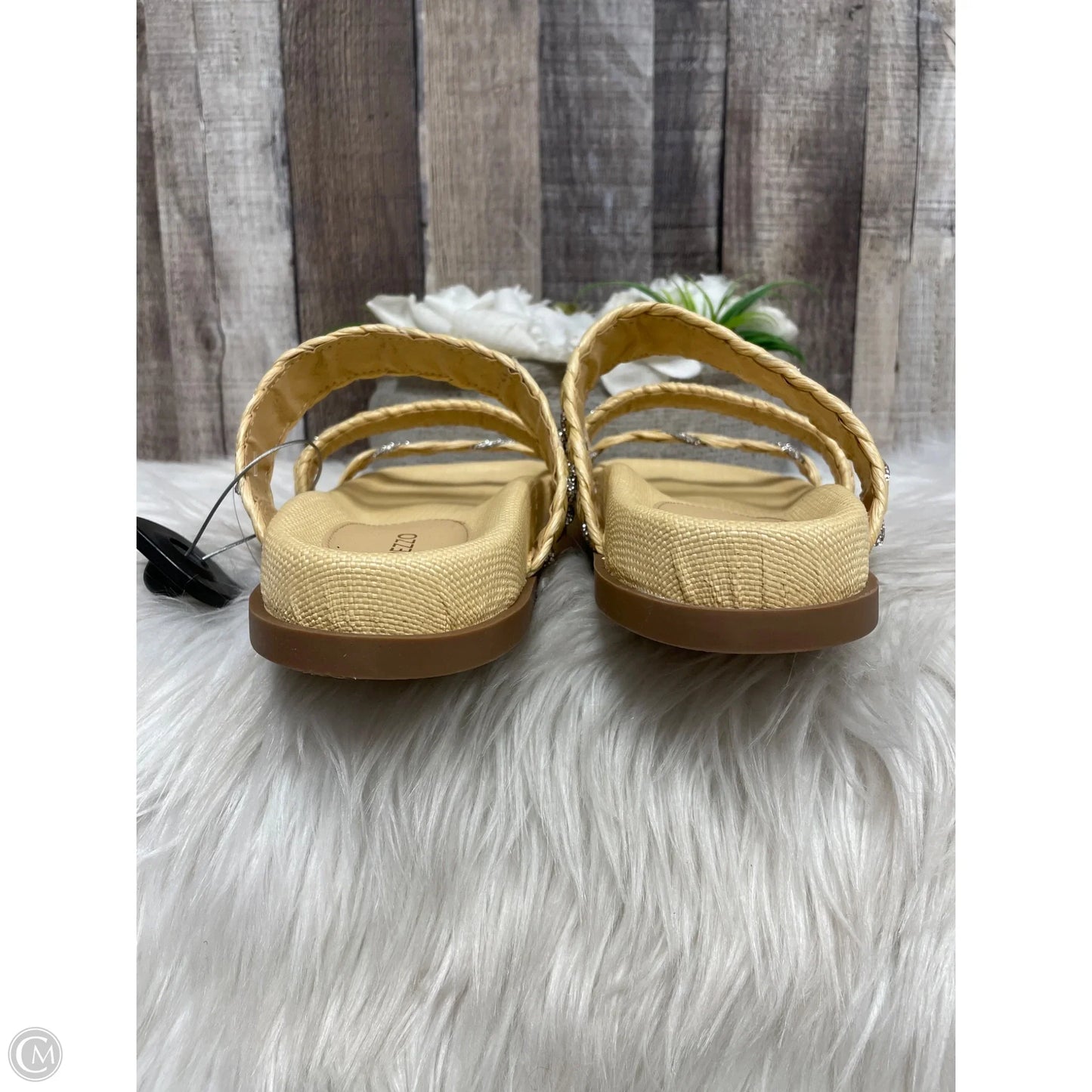 Sandals Flats By Cme In Yellow, Size: 8.5