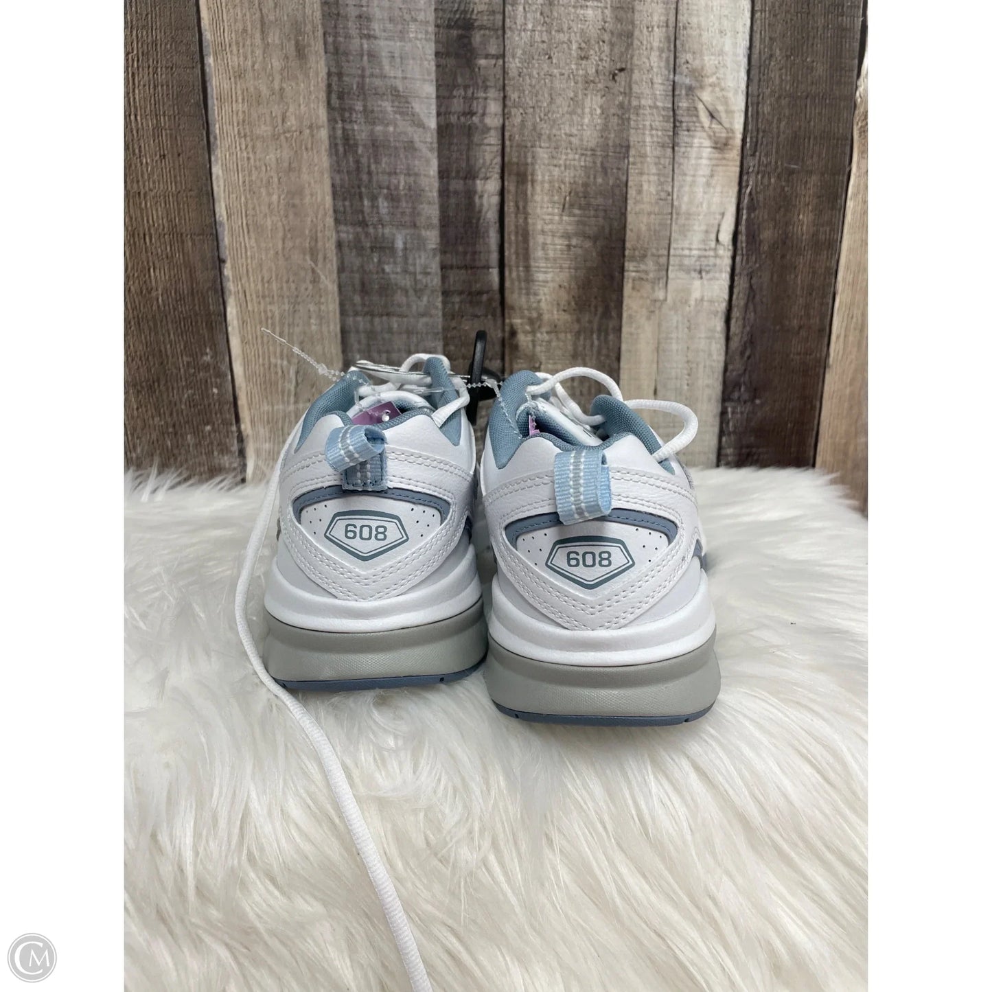 Shoes Athletic By New Balance In White, Size: 8.5