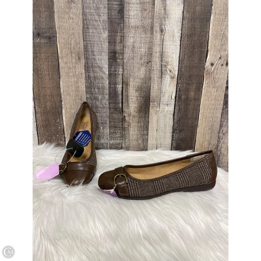 Shoes Flats By Croft And Barrow In Brown, Size: 9
