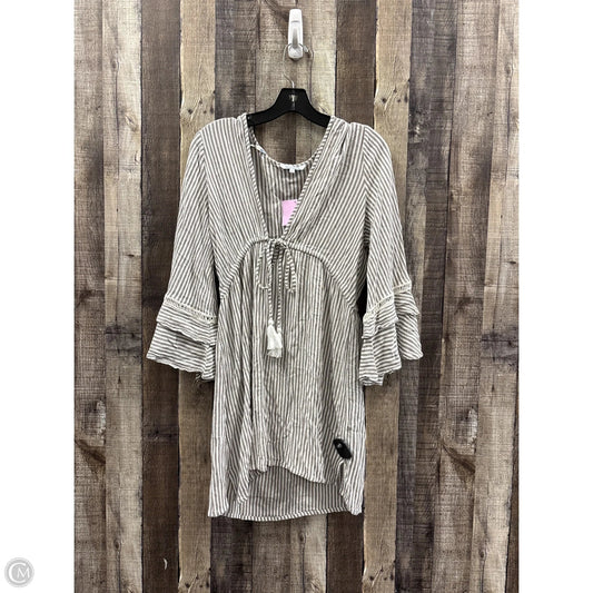 Dress Casual Short By Blue Island In Striped Pattern, Size: L