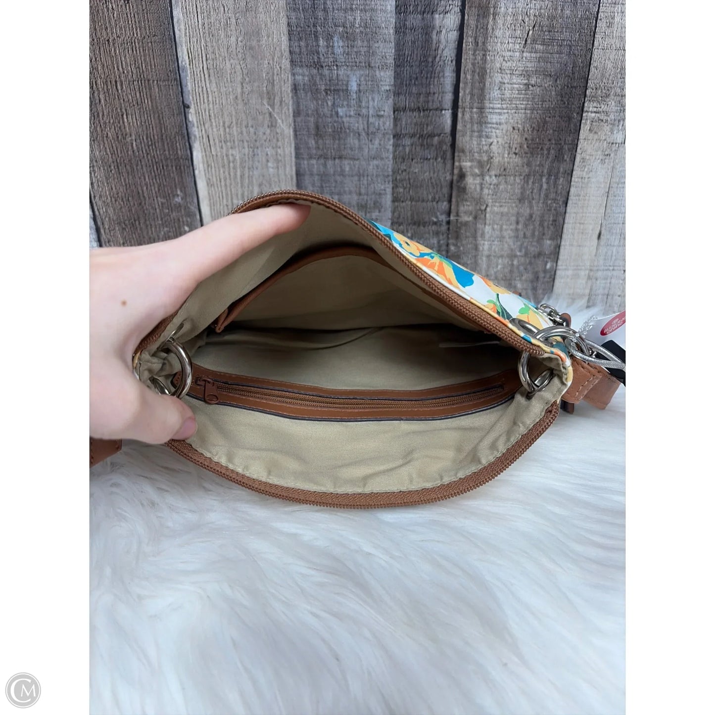 Crossbody By Cmf, Size: Small