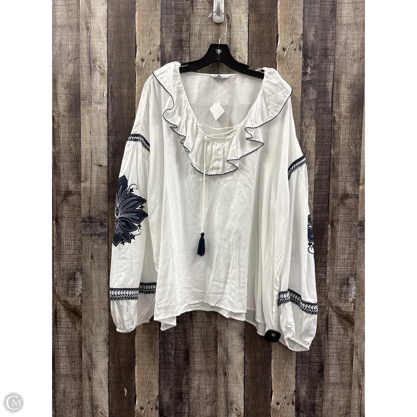 Top Long Sleeve By Ophelia Roe In White, Size: 3x