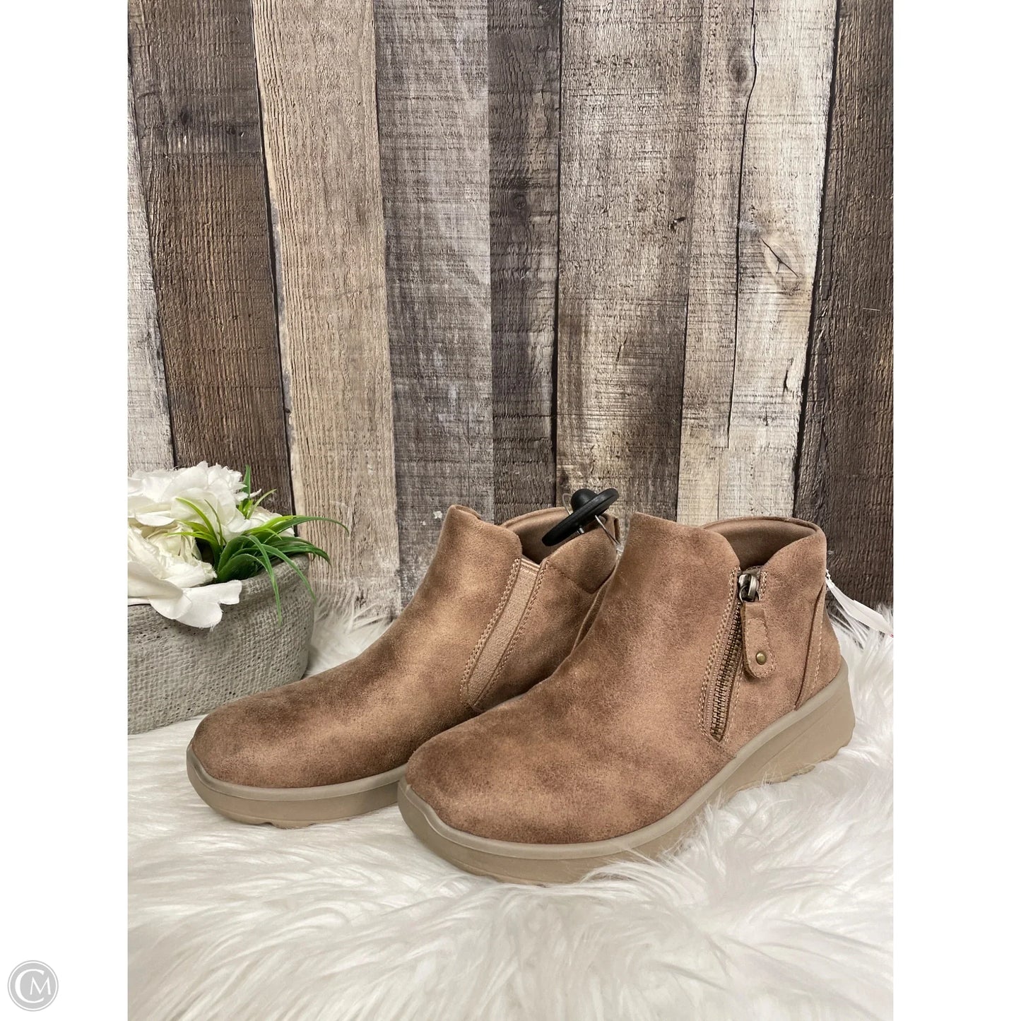 Boots Ankle Flats By Skechers In Tan, Size: 6