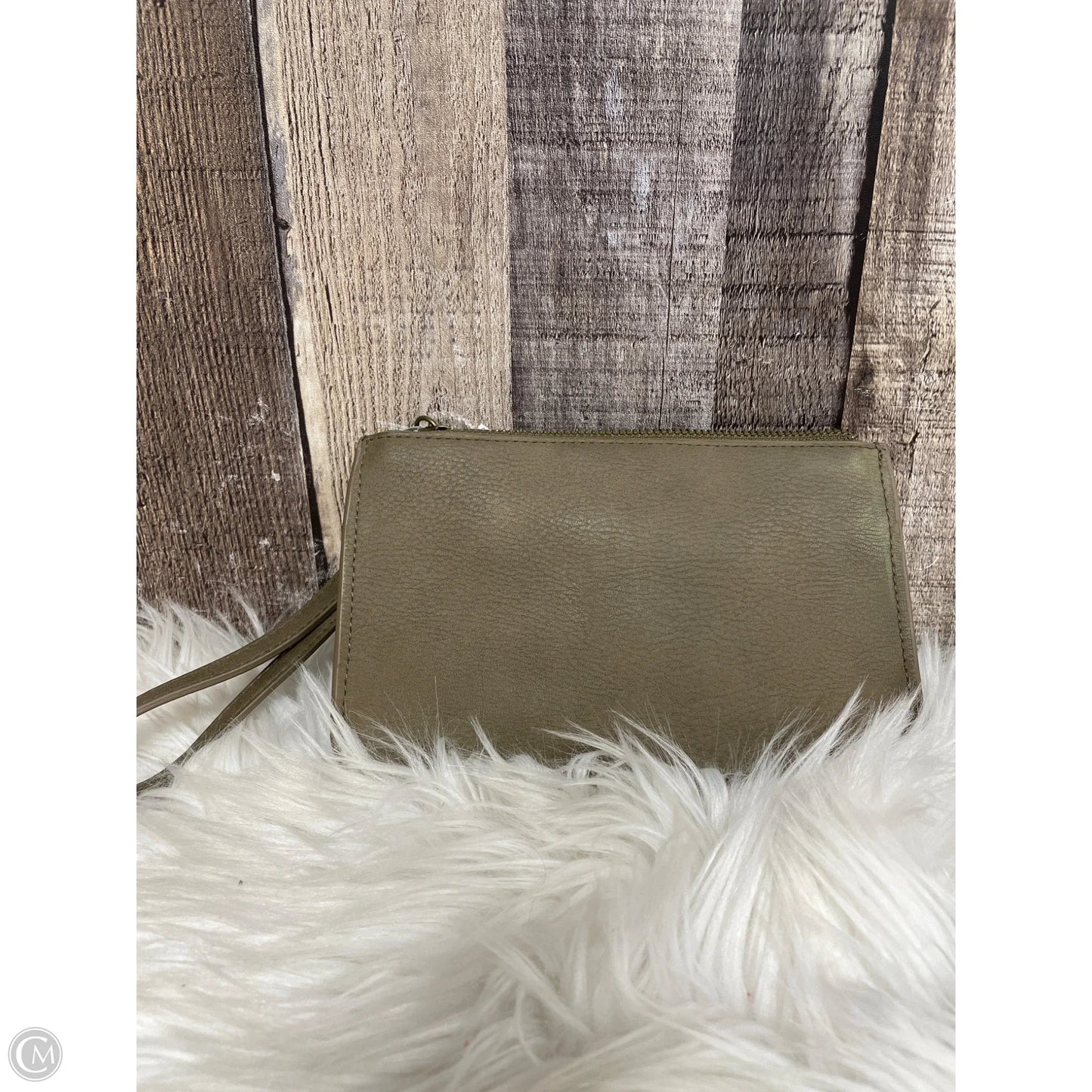 Wristlet By Universal Thread, Size: Small