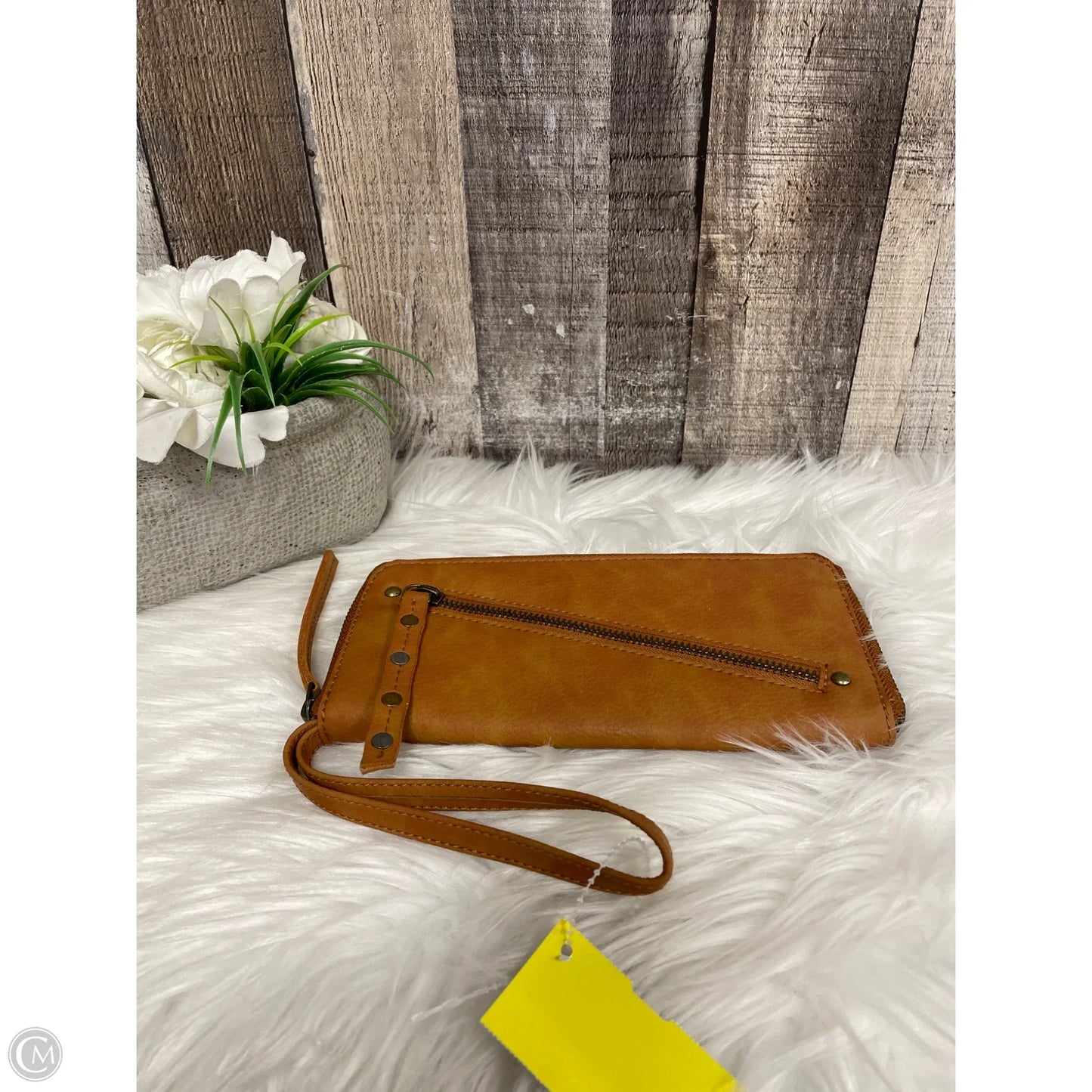 Wristlet By Free People, Size: Medium