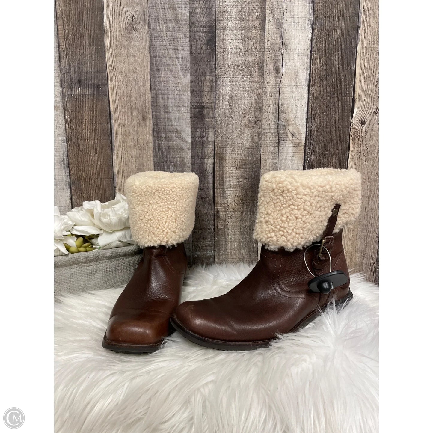 Boots Designer By Ugg In Brown, Size: 9