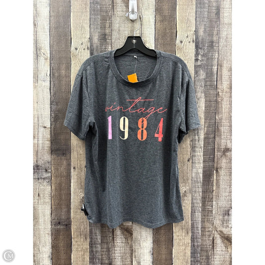 Top Short Sleeve By Cmf In Grey, Size: L