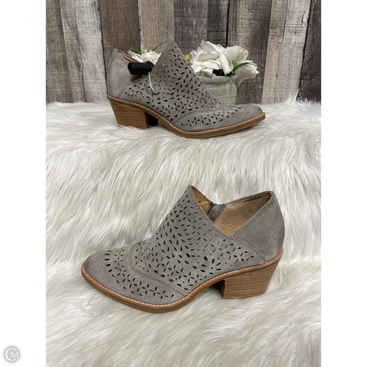 Boots Ankle Heels By Sofft In Taupe, Size: 7.5