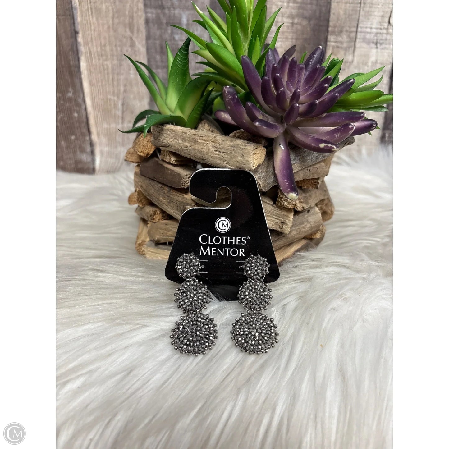Earrings Dangle/drop By Loft
