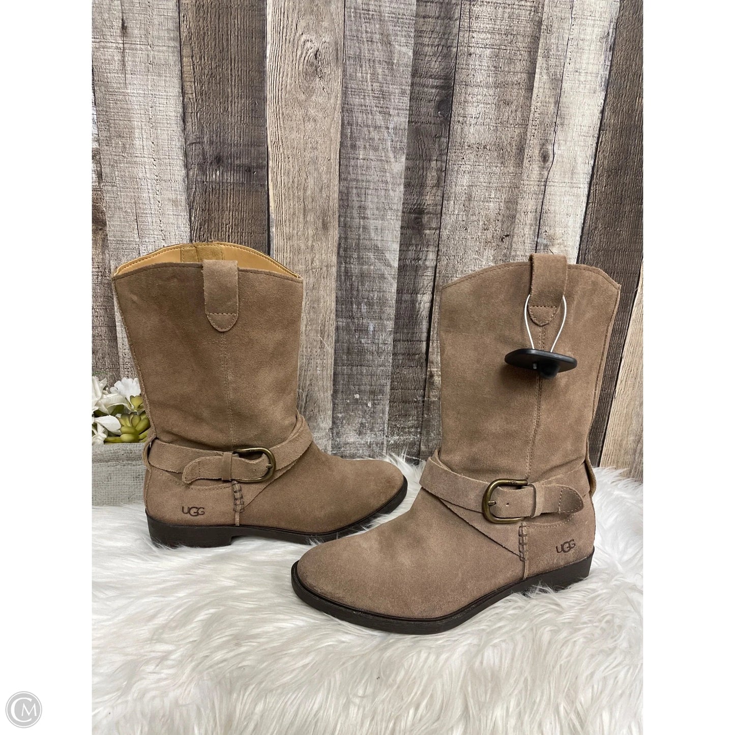 Boots Designer By Ugg In Tan, Size: 9