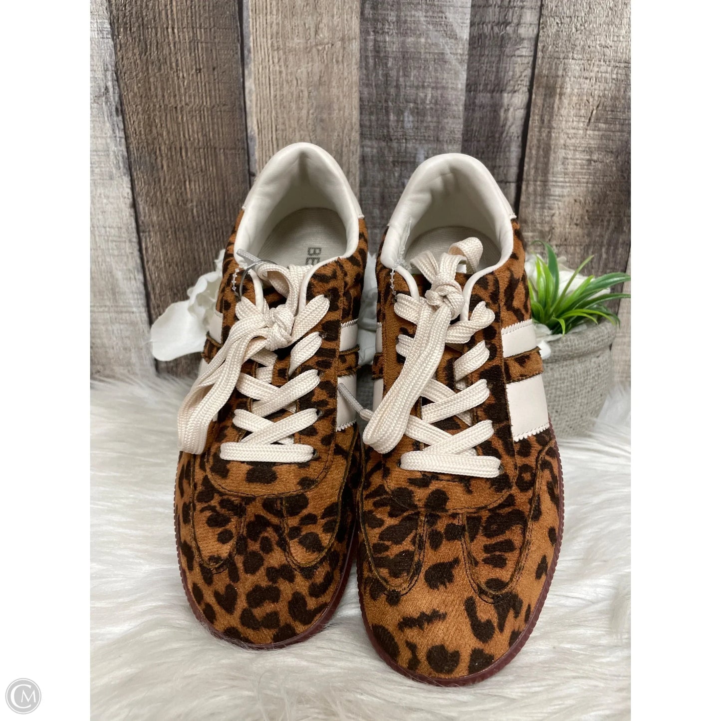 Shoes Sneakers By Cme In Animal Print, Size: 6