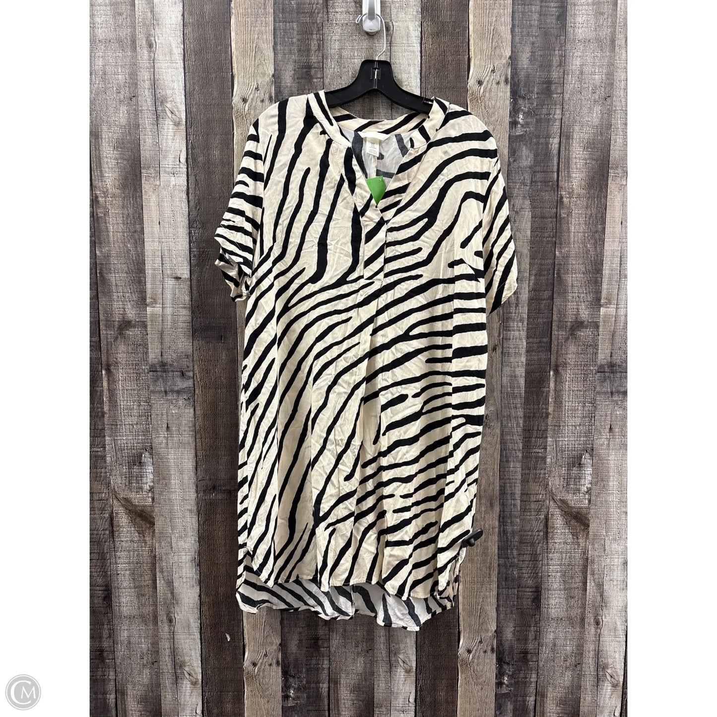 Dress Casual Short By H&m In Zebra Print, Size: M