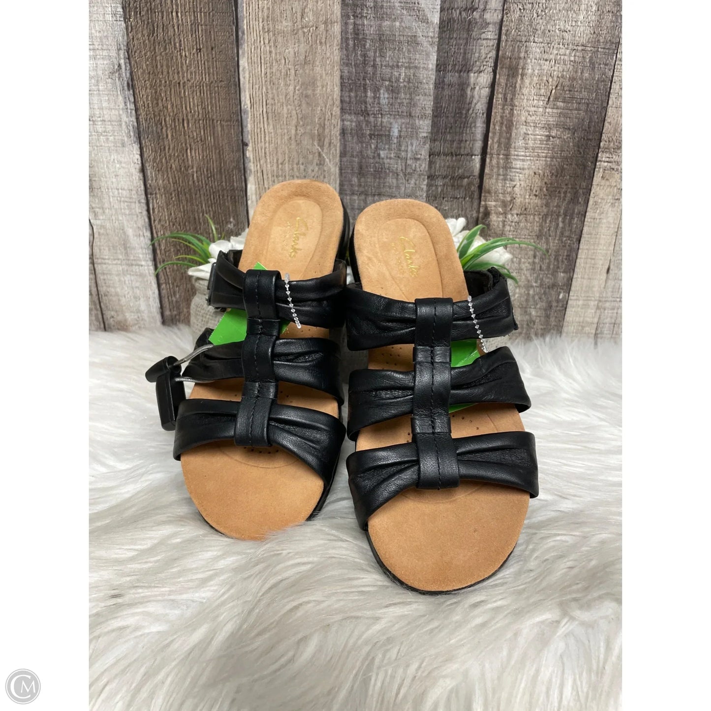 Sandals Flats By Clarks In Black, Size: 7.5