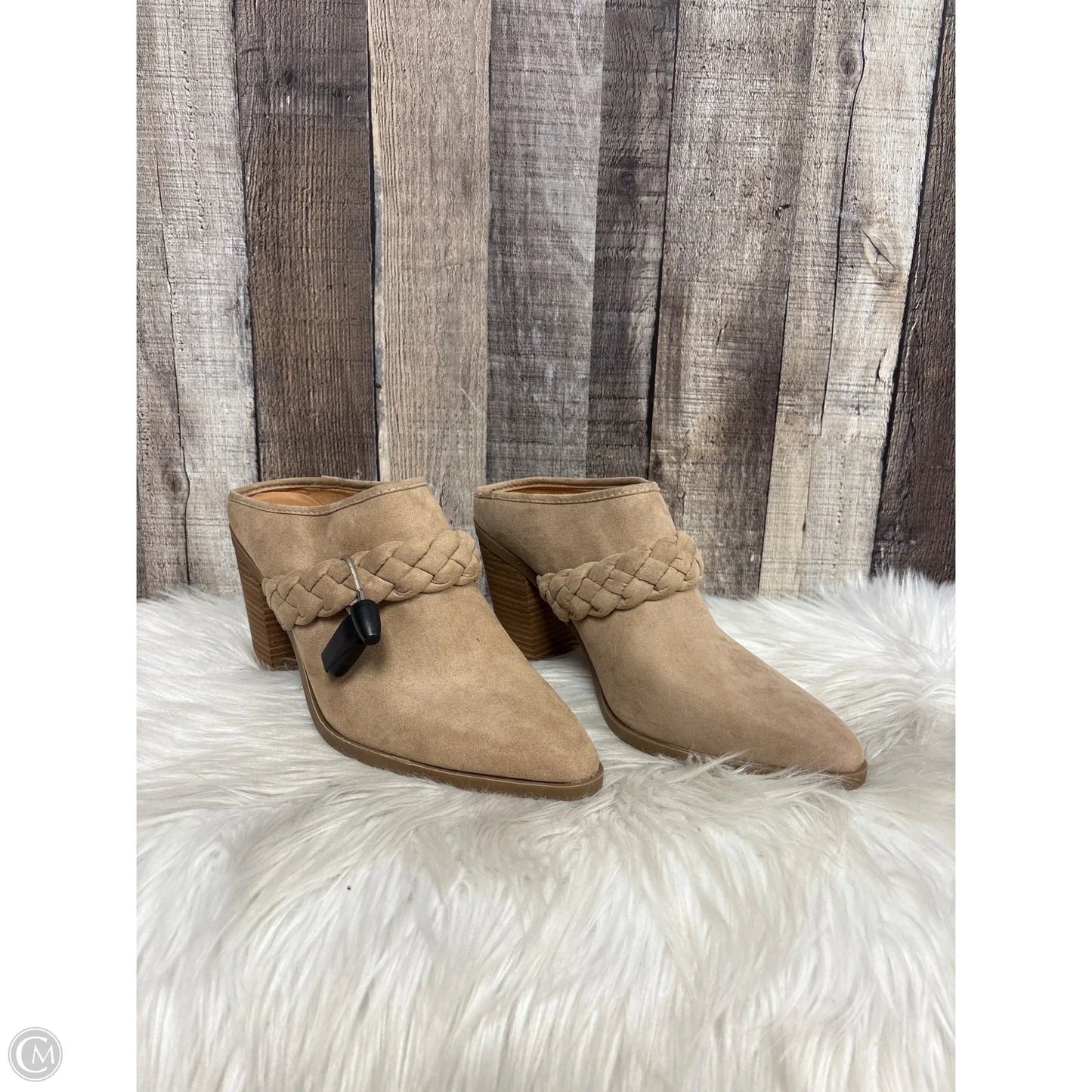 Shoes Heels Block By Universal Thread In Tan, Size: 11
