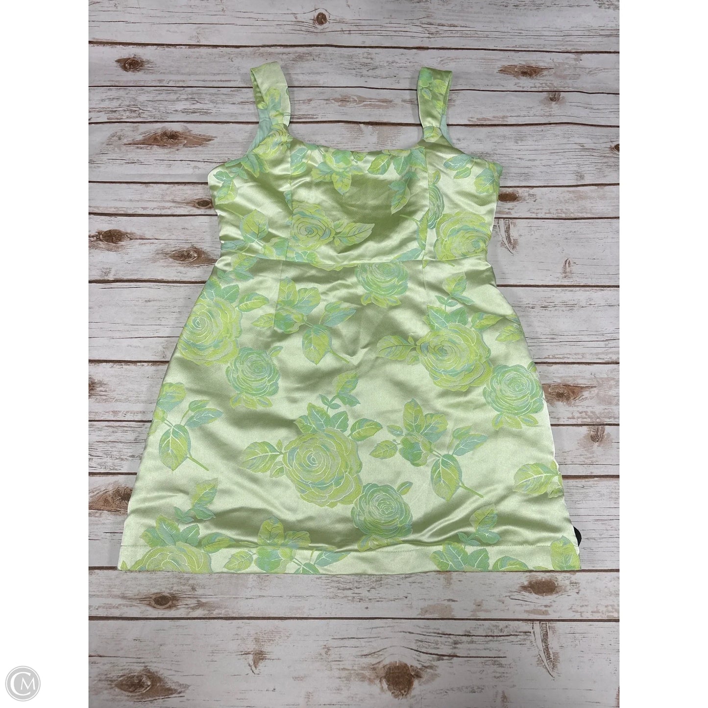 Dress Casual Short By Lulus In Green, Size: L