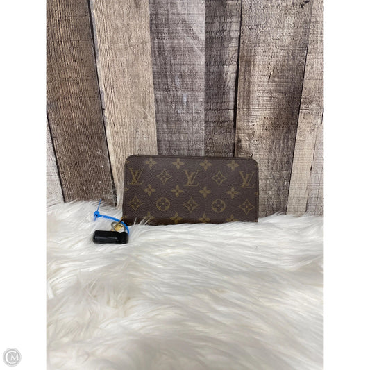 Wallet Luxury Designer By Louis Vuitton, Size: Medium