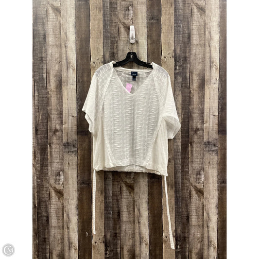 Top Short Sleeve By Daytrip In White, Size: M