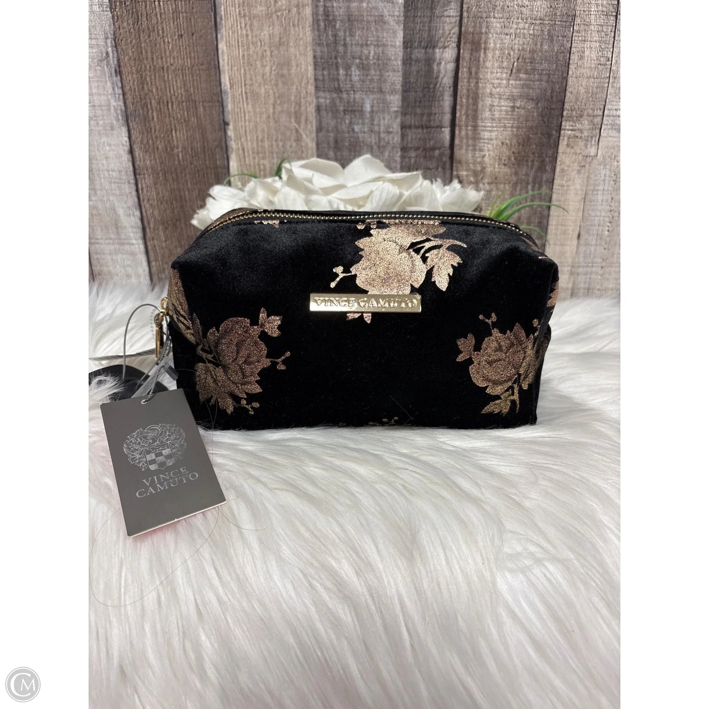 Makeup Bag By Vince Camuto, Size: Medium