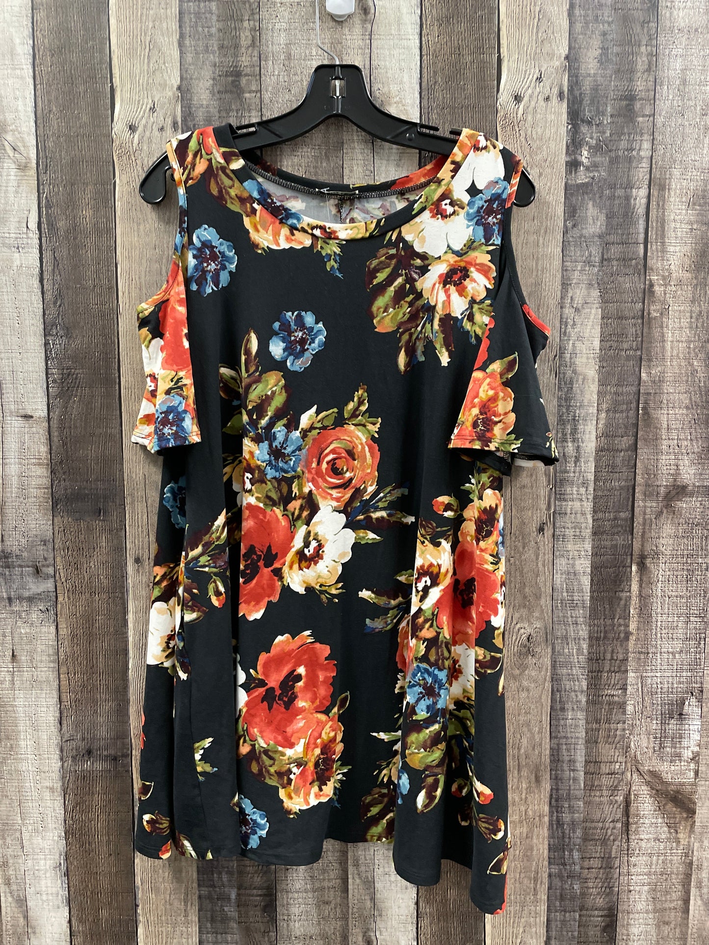 Dress Casual Short By Jodifl In Floral Print, Size: M