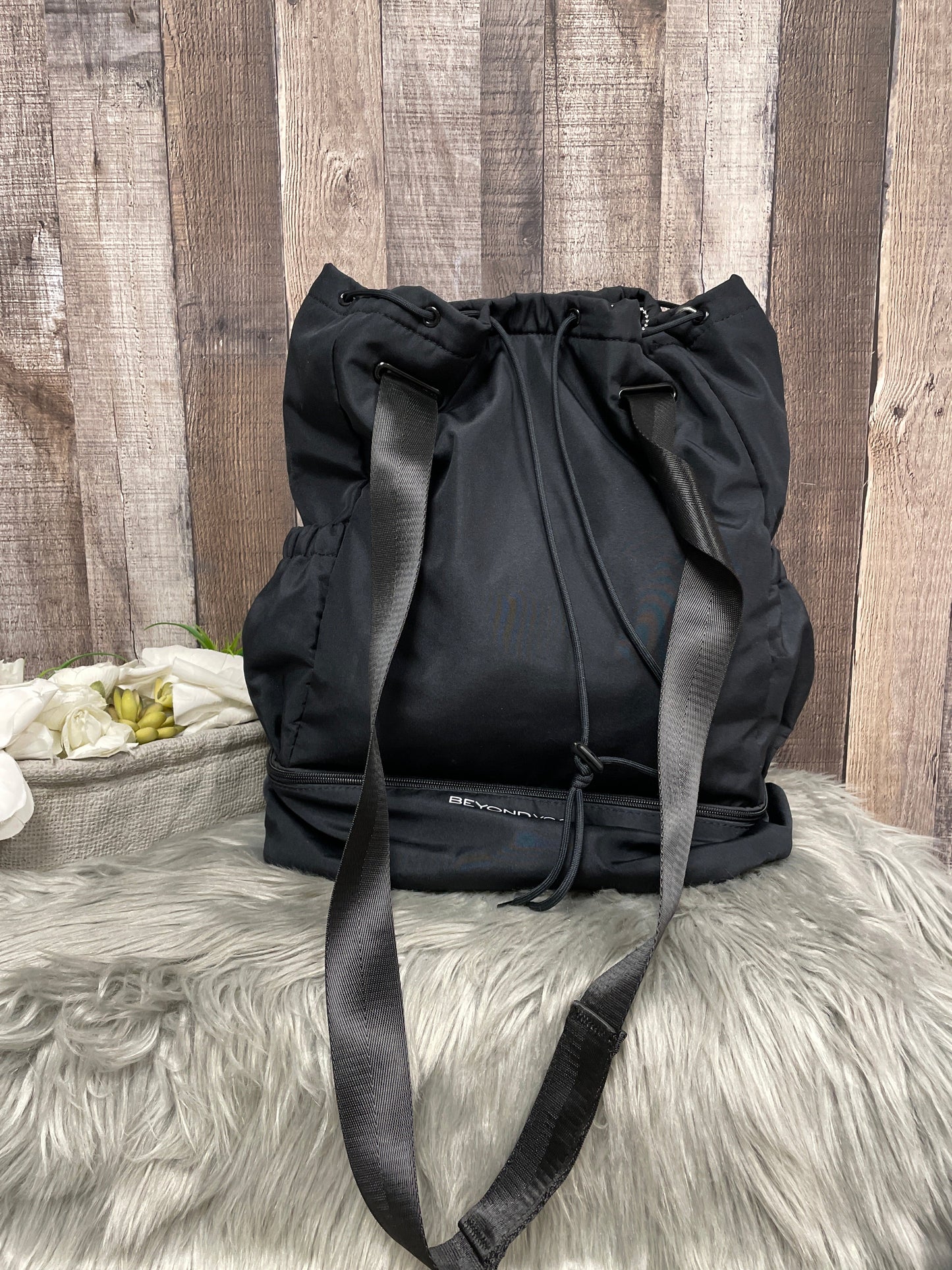 Backpack By Beyond Yoga, Size: Medium