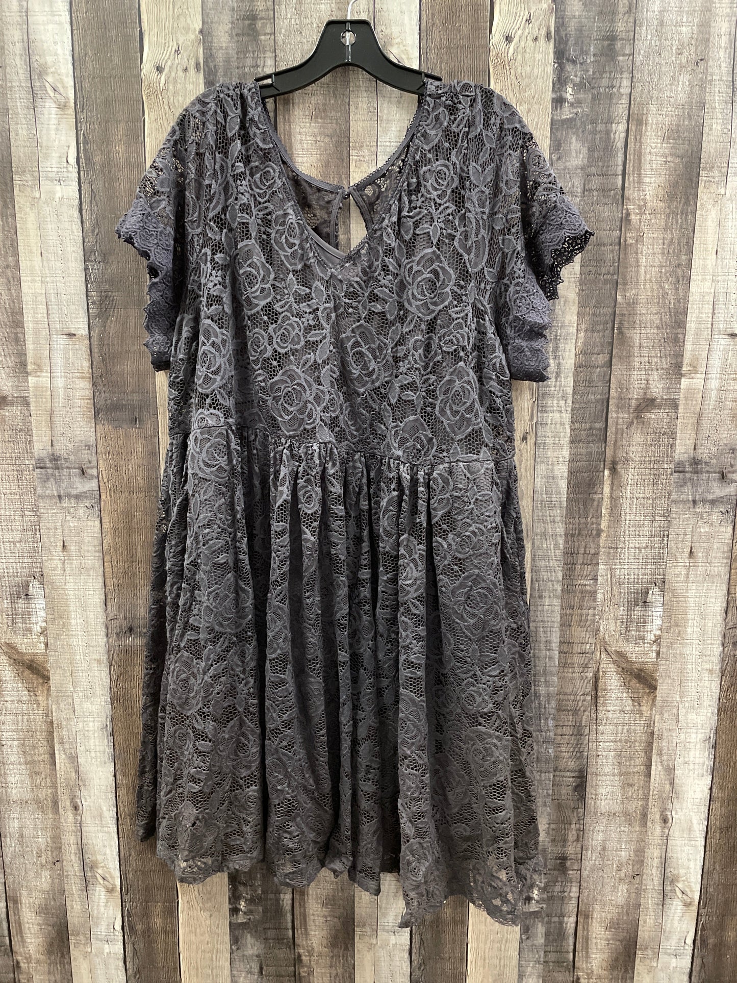 Dress Casual Midi By Torrid In Grey, Size: 3x