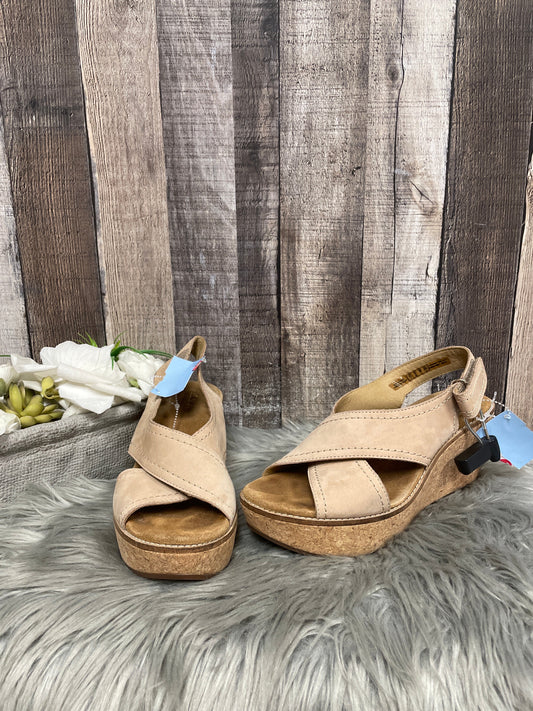 Sandals Heels Wedge By Clarks In Tan, Size: 8