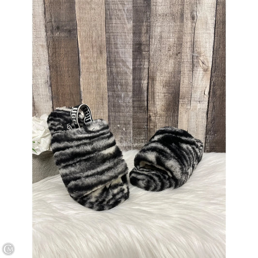Slippers Designer By Ugg In Black & White